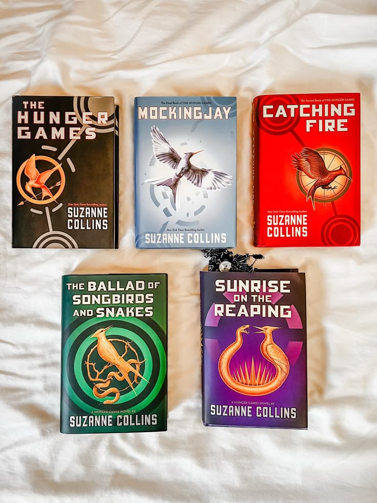The Hunger Games five-book set including both prequels